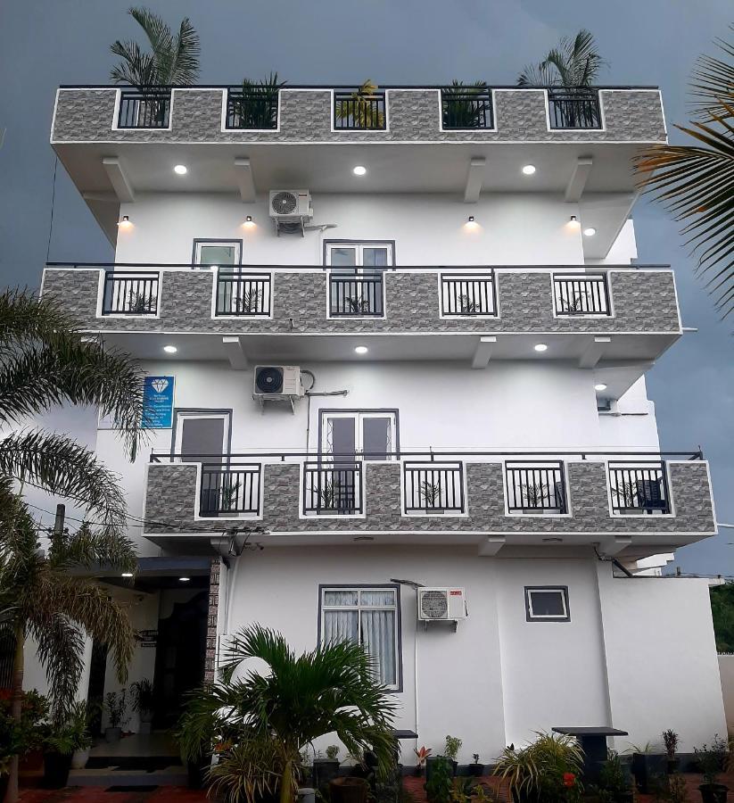 Blue Diamond Resort تريكونامالاي المظهر الخارجي الصورة