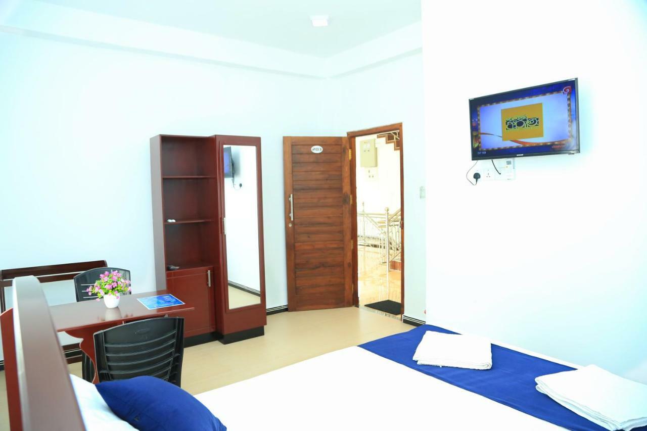 Blue Diamond Resort تريكونامالاي المظهر الخارجي الصورة